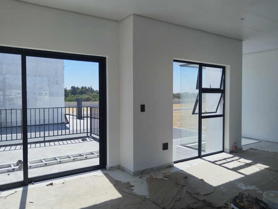 4 Bedroom Property for Sale in Sandown Western Cape